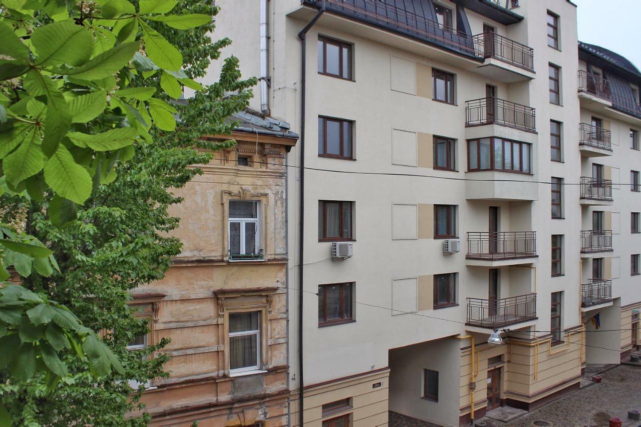Квартира По Вулиці Голубовича 42 Біля Вокзалу Комфортна Повноцінна Стильна リヴィウ エクステリア 写真